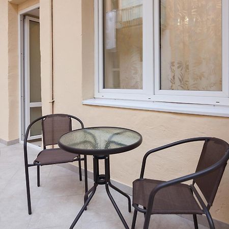 Royal Apartment On Slovatskogo 8 ลวีฟ ภายนอก รูปภาพ